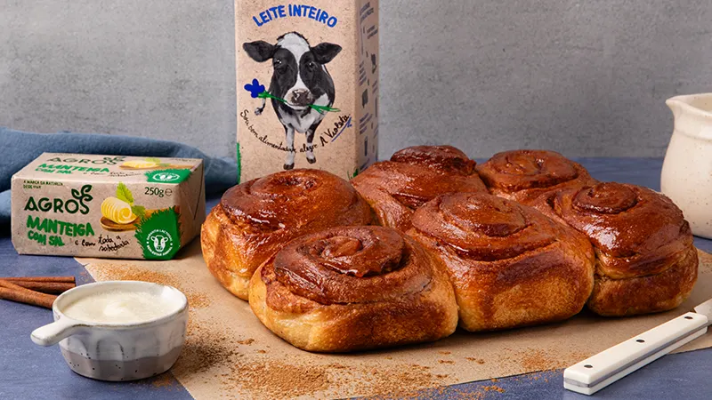 Cinnamon rolls